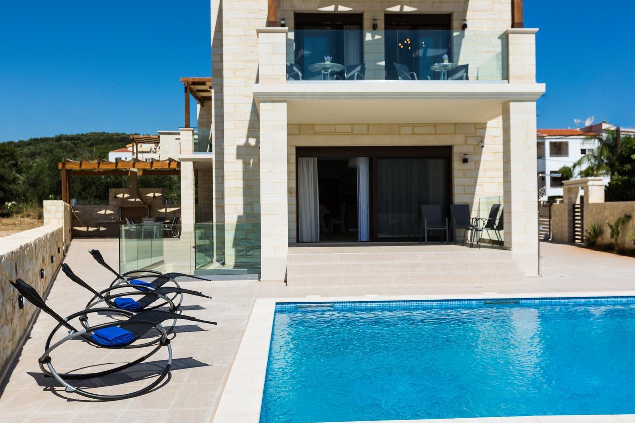 אלמירידה Eudora Luxury Stone Villa מראה חיצוני תמונה