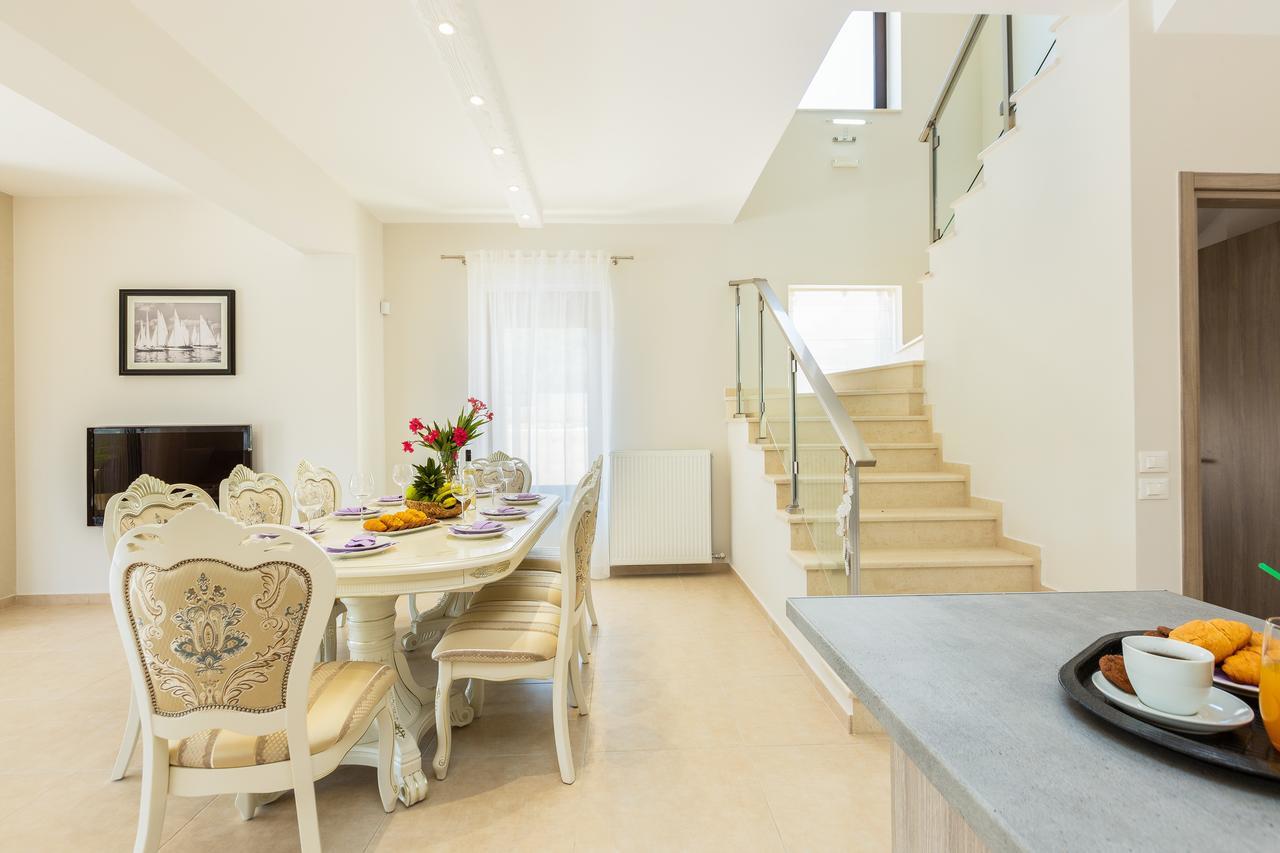 אלמירידה Eudora Luxury Stone Villa מראה חיצוני תמונה