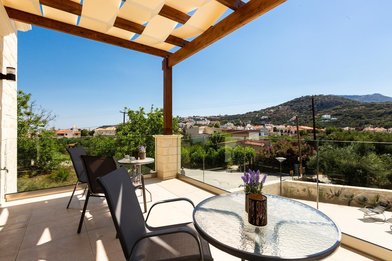 אלמירידה Eudora Luxury Stone Villa מראה חיצוני תמונה