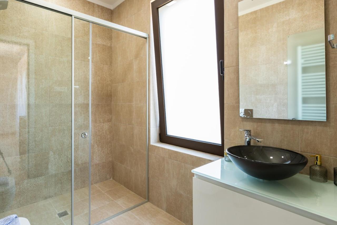 אלמירידה Eudora Luxury Stone Villa מראה חיצוני תמונה