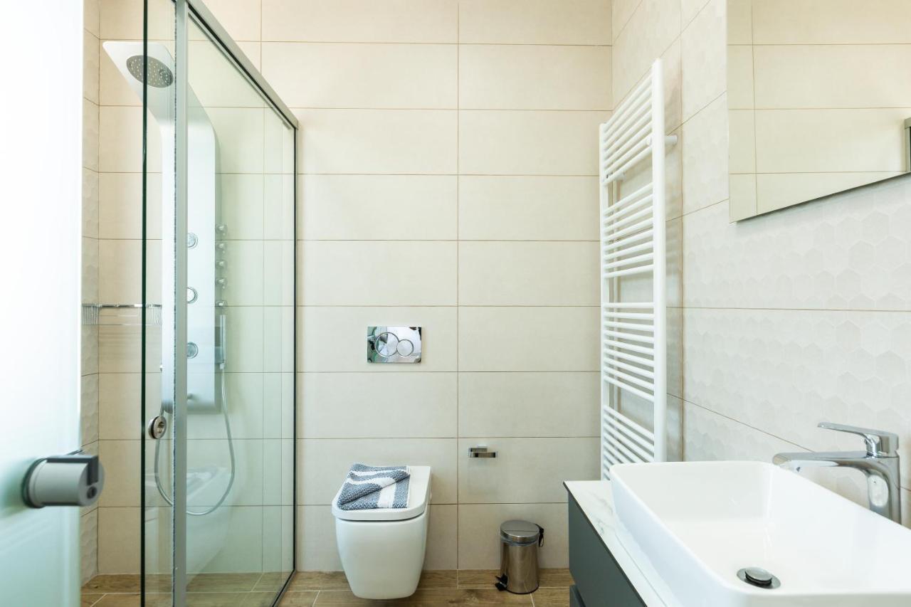 אלמירידה Eudora Luxury Stone Villa מראה חיצוני תמונה
