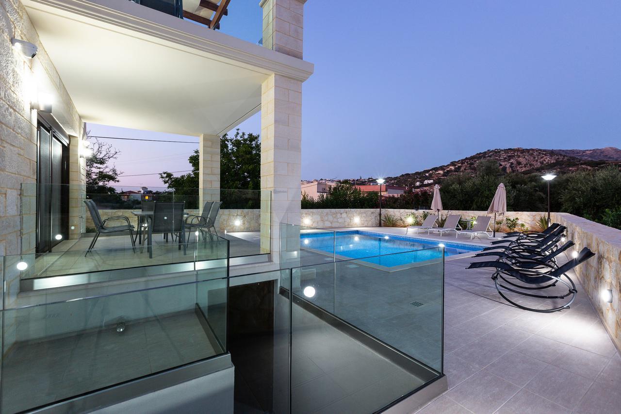 אלמירידה Eudora Luxury Stone Villa מראה חיצוני תמונה